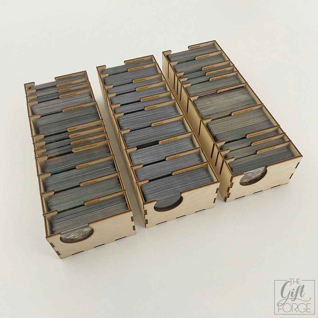 All-in insert compatible with Eldritch Horror