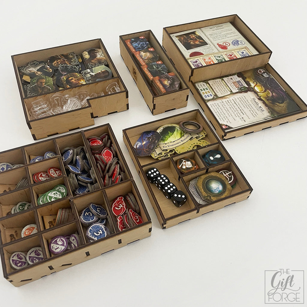 All-in insert compatible with Eldritch Horror