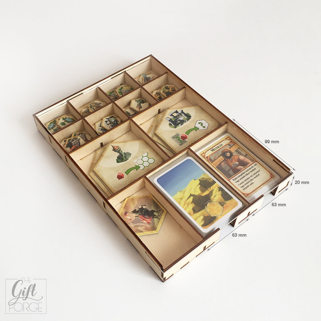 Insert compatible with Kingdom Builder