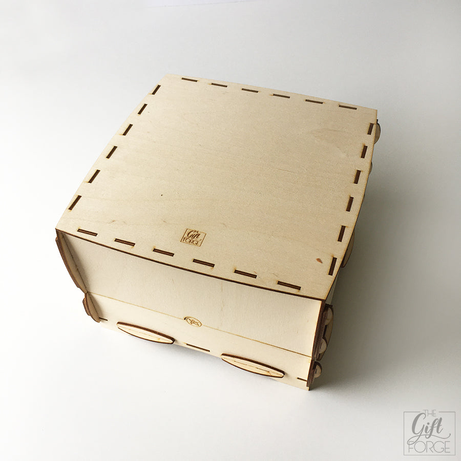 Insert and box compatible with Elder Sign