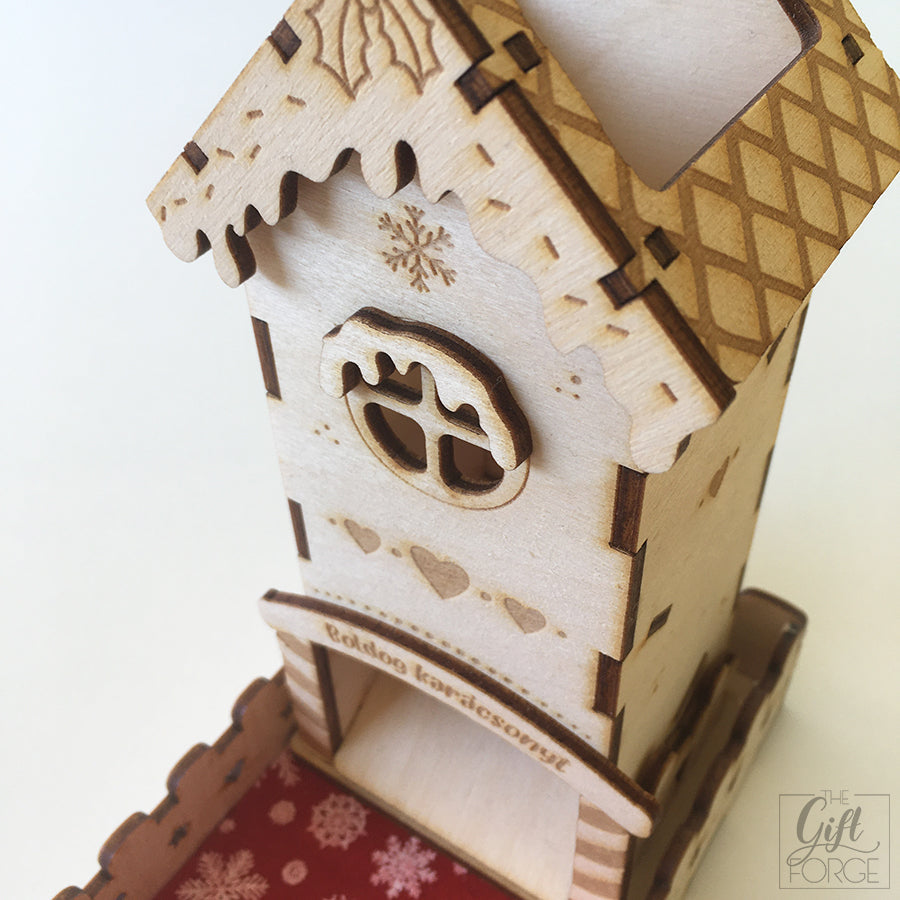 Gingerbread dice tower