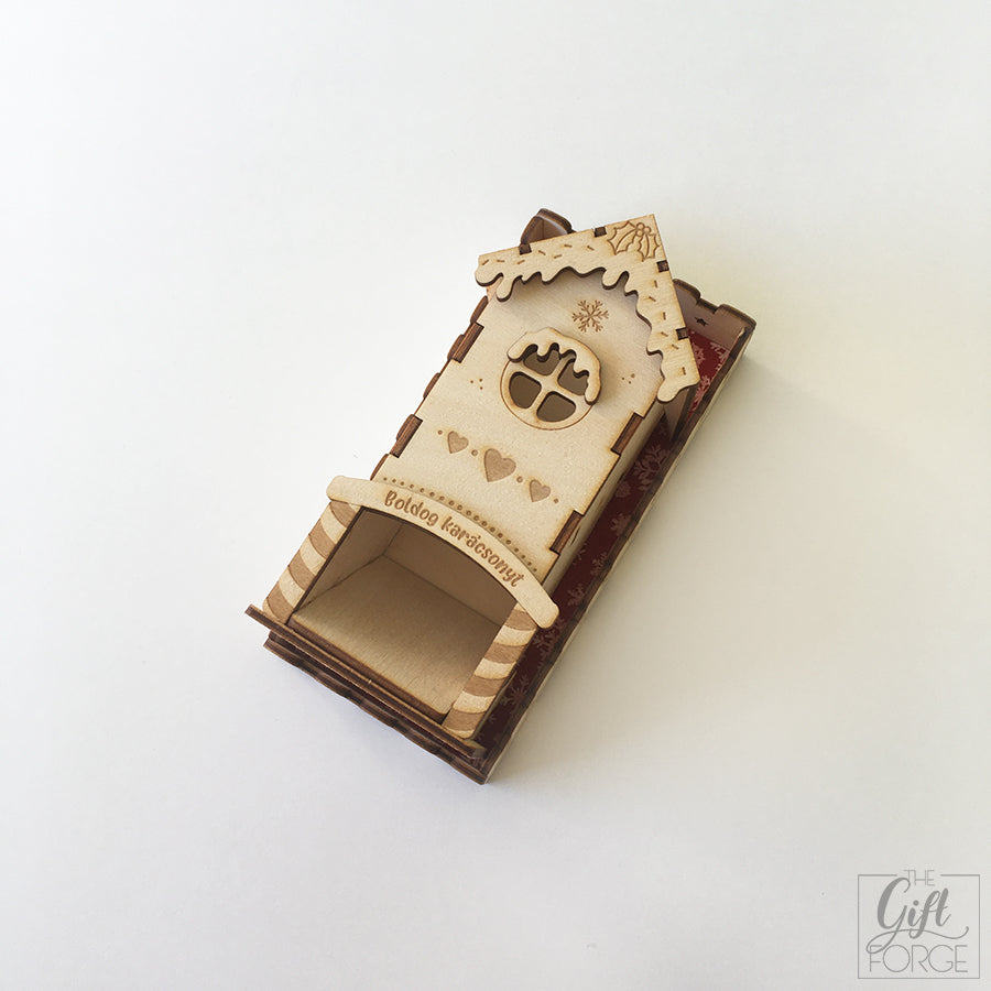 Gingerbread dice tower