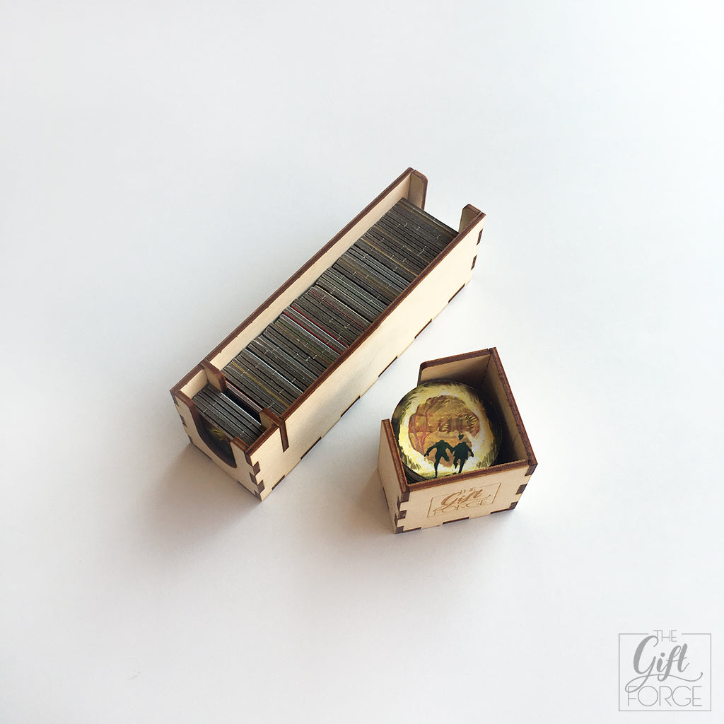 Insert compatible with Arkham Horror base game (2nd edition)
