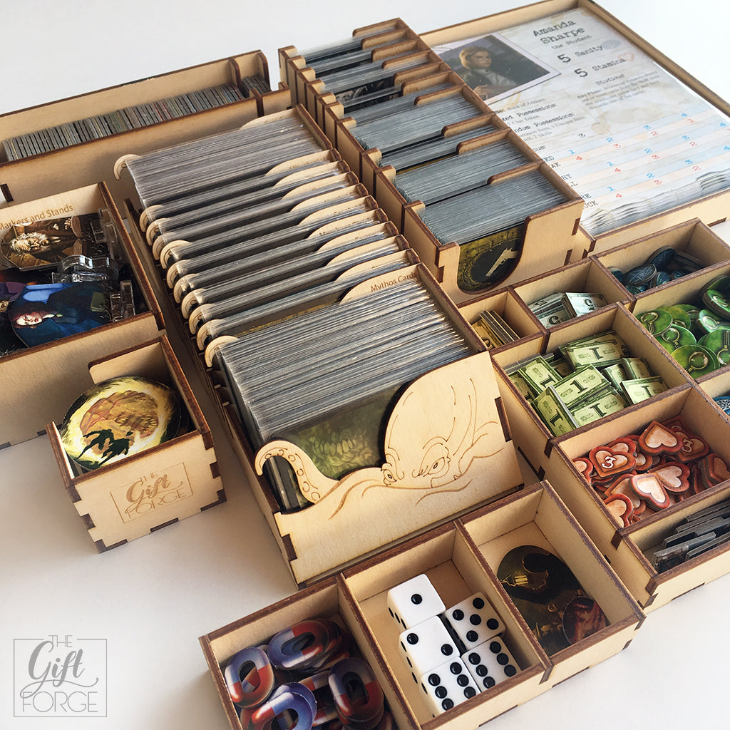 Insert compatible with Arkham Horror base game (2nd edition)