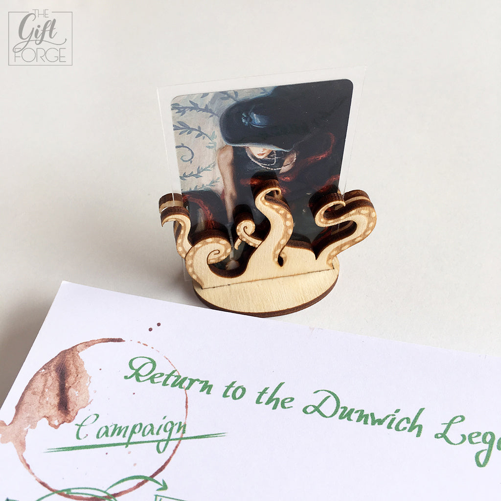 Standee compatible with Arkham Horror: The Card Game