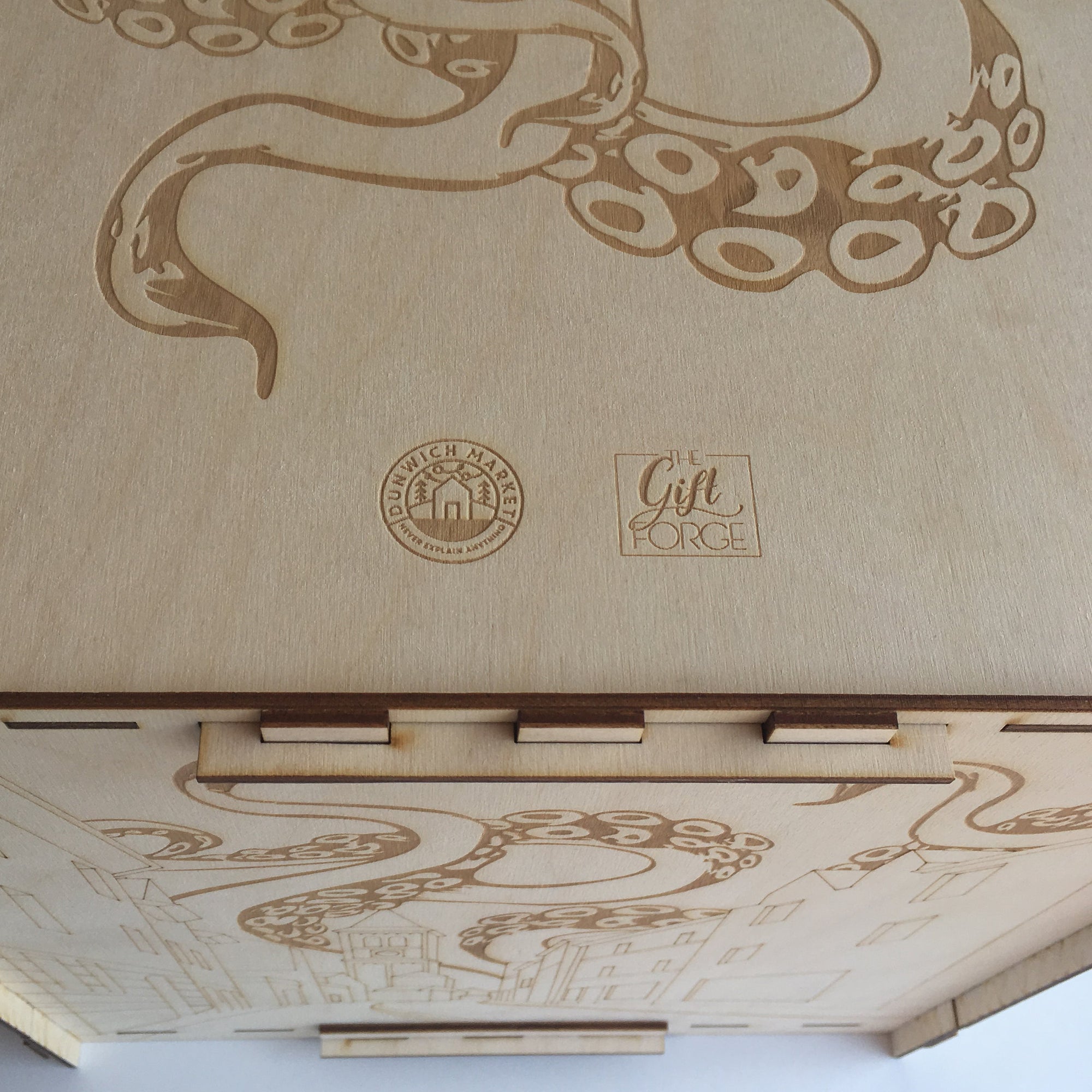 All-in insert compatible with Arkham Horror (2nd edition)