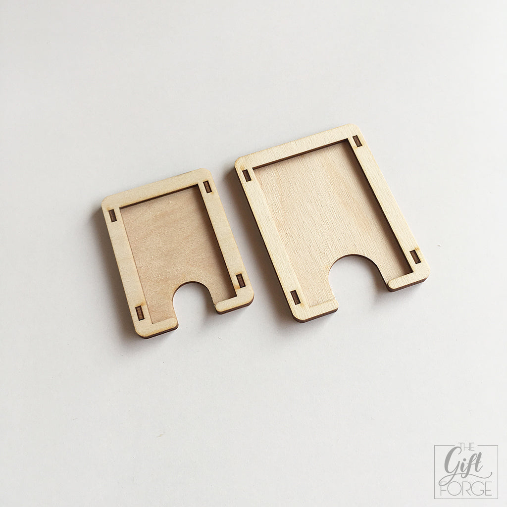 Card holder (laid)