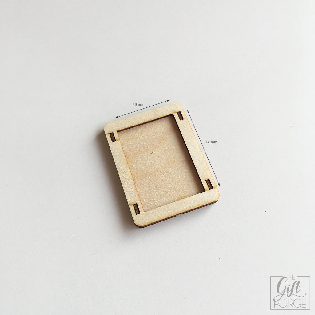 Token holder (laid)