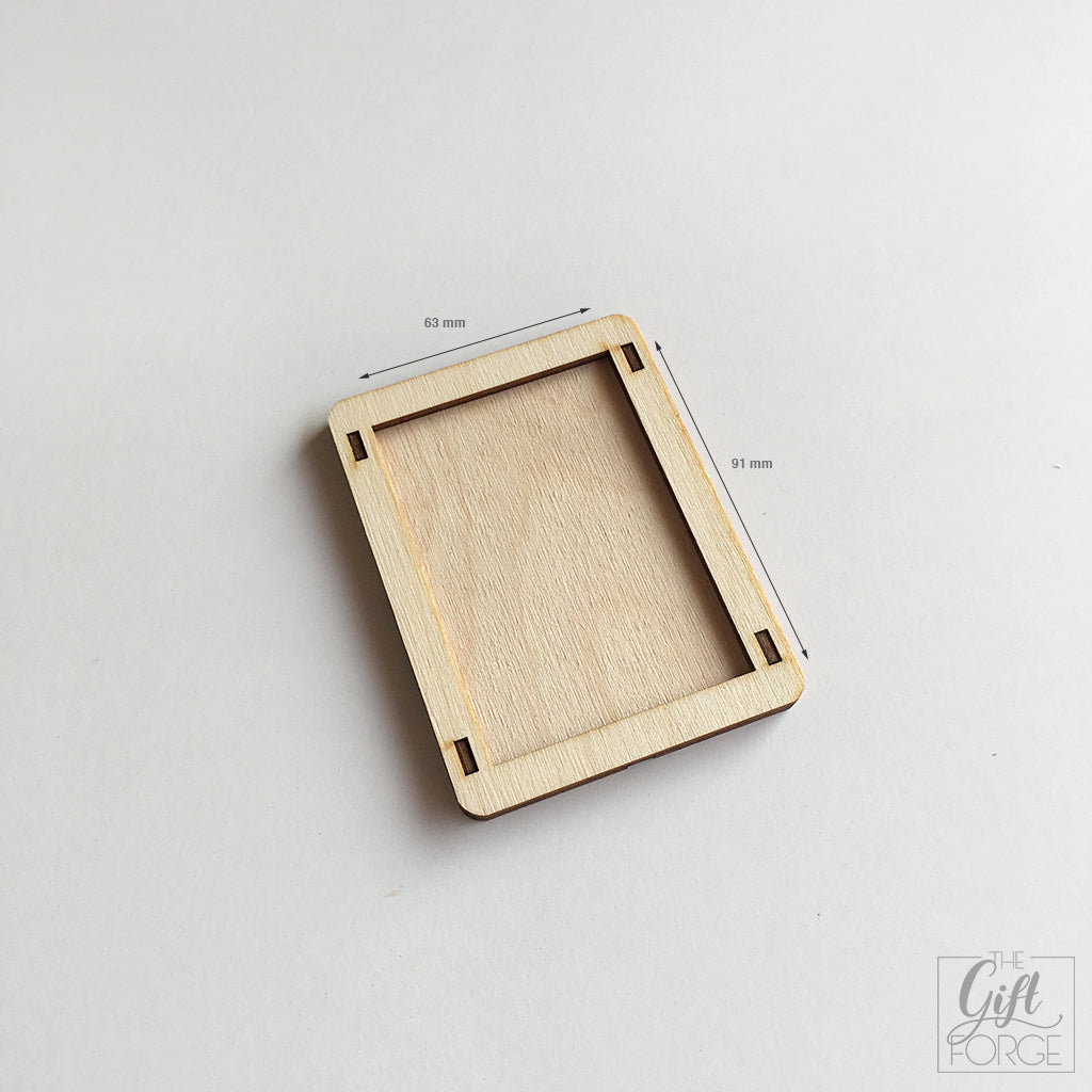 Token holder (laid)