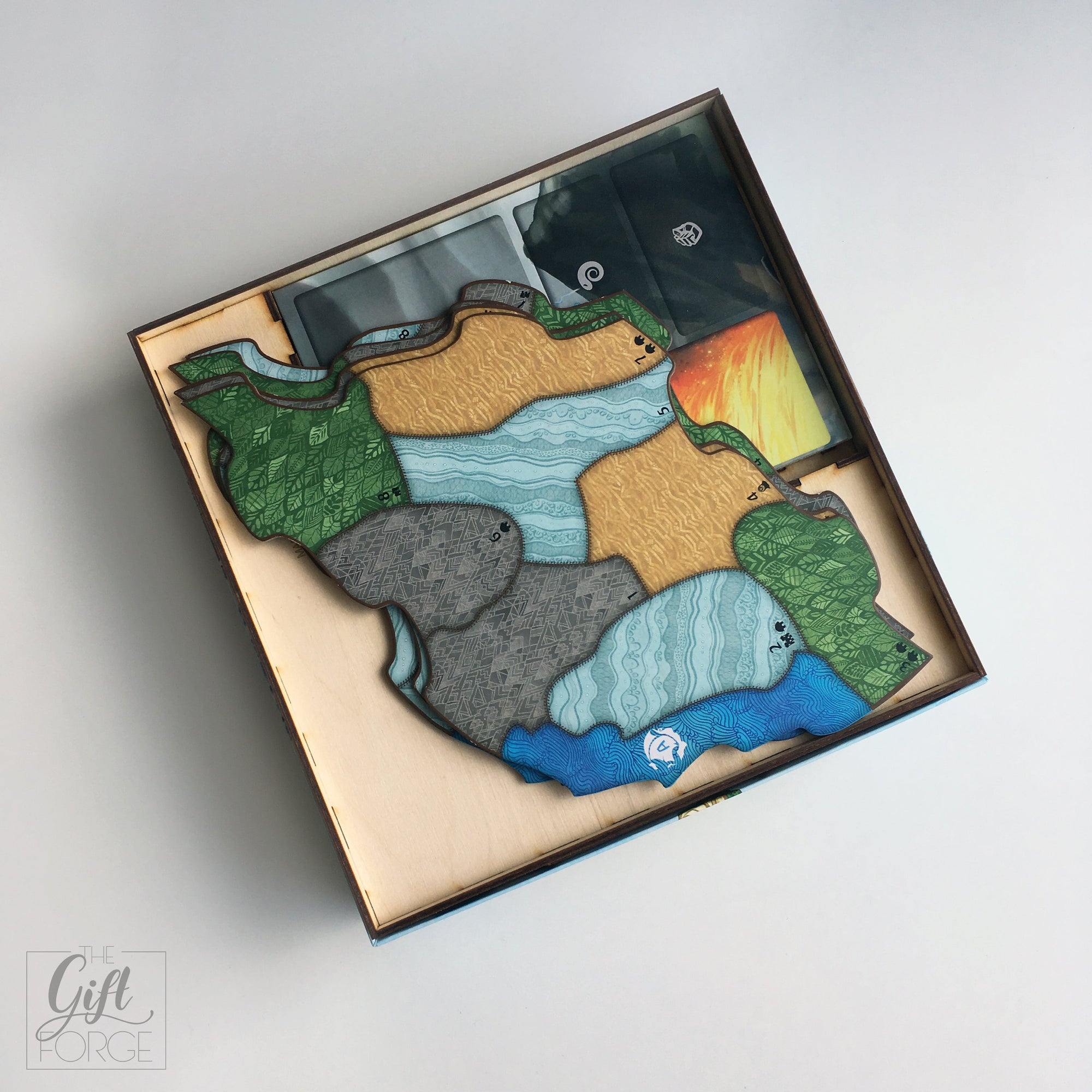 Insert compatible with Spirit Island