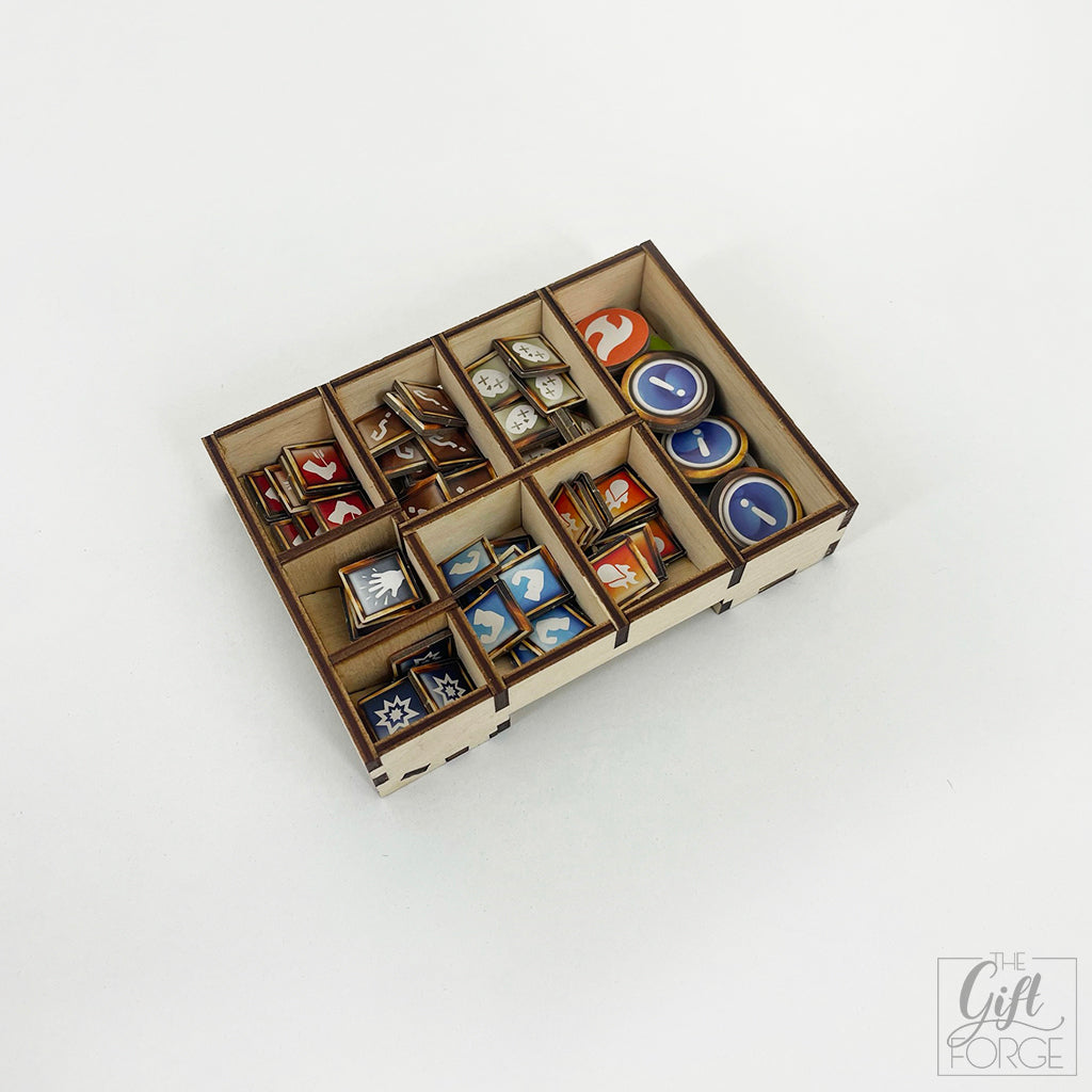 Insert compatible with Gloomhaven: Jaws of the Lion