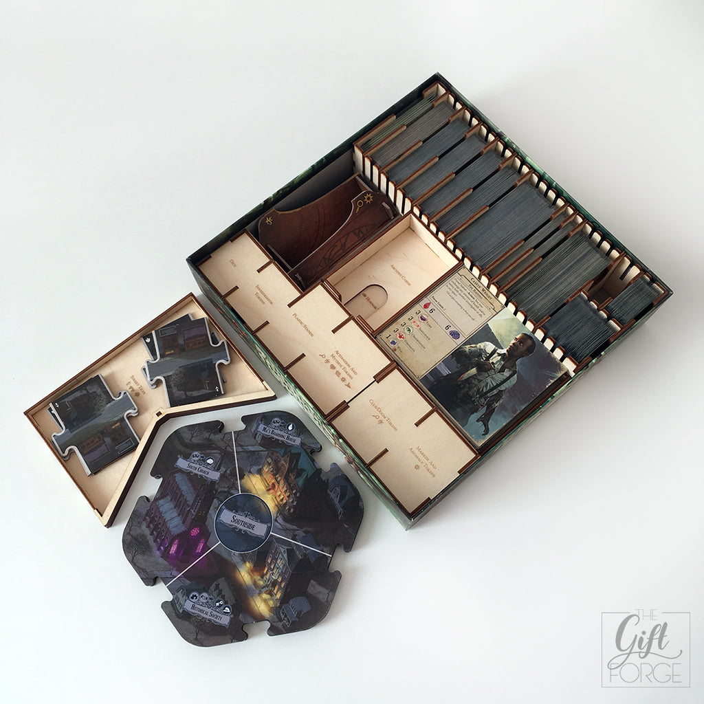 Insert compatible with Arkham Horror base game (3rd edition)