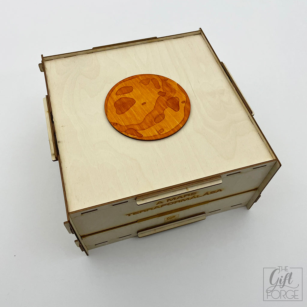 Wooden box compatible with Terraforming Mars