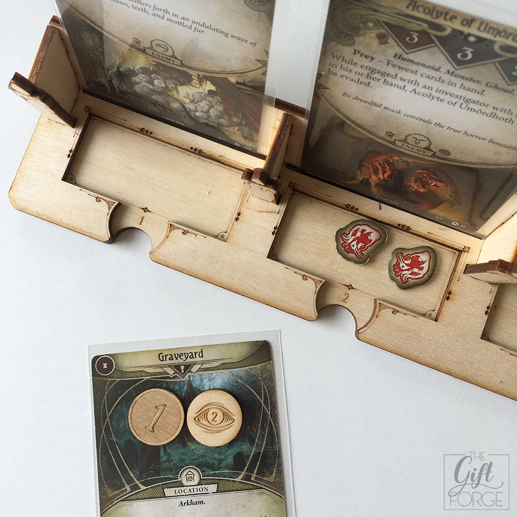 Encounter holder compatible with Arkham Horror: The Card Game